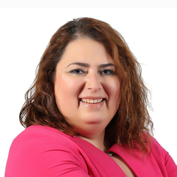 Neslihan Tuğba ÖZ, 